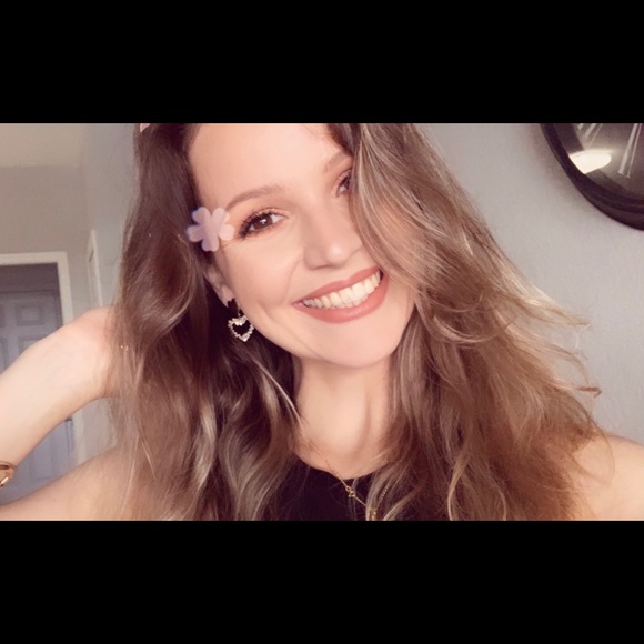 Meet your Posher, Michelly - Picture 3 of 3